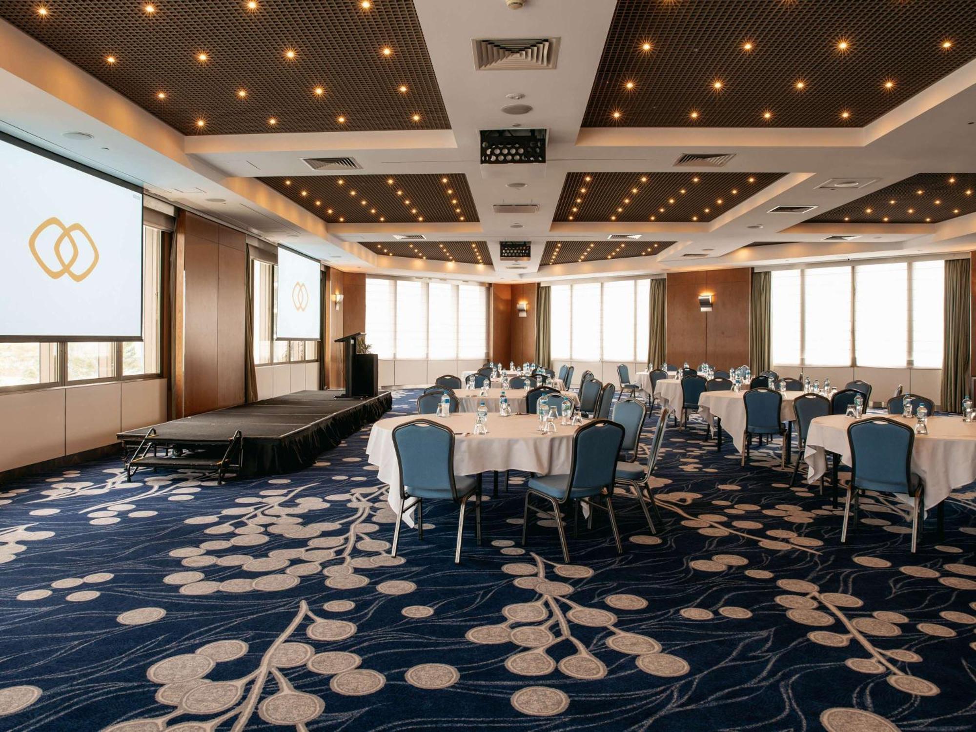 Sofitel Gold Coast Broadbeach Exterior foto The ballroom